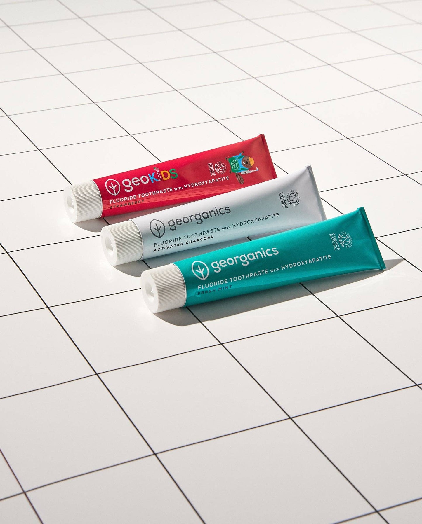 Georganics - NEW - Kids Toothpaste next generation with Hydroxyapatite - Strawberry